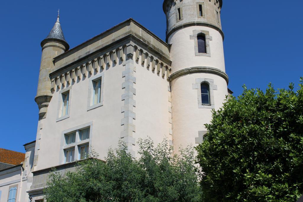 Château de Villeneuve - Montolieu Exterior foto
